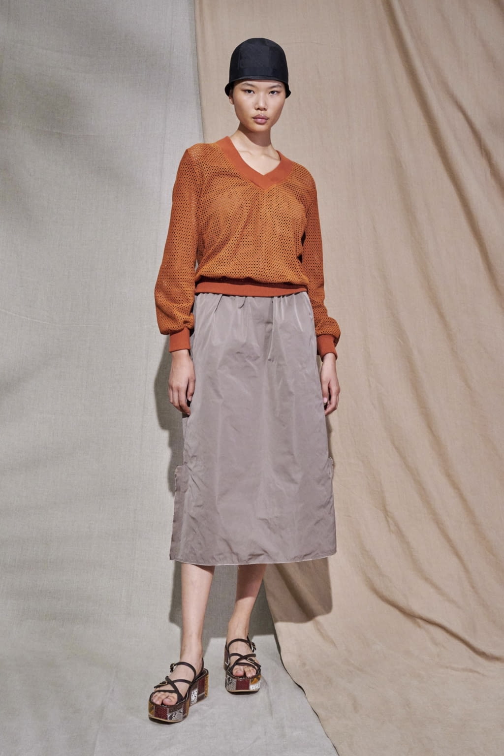 Fashion Week Milan Spring/Summer 2021 look 17 from the Tod's collection womenswear