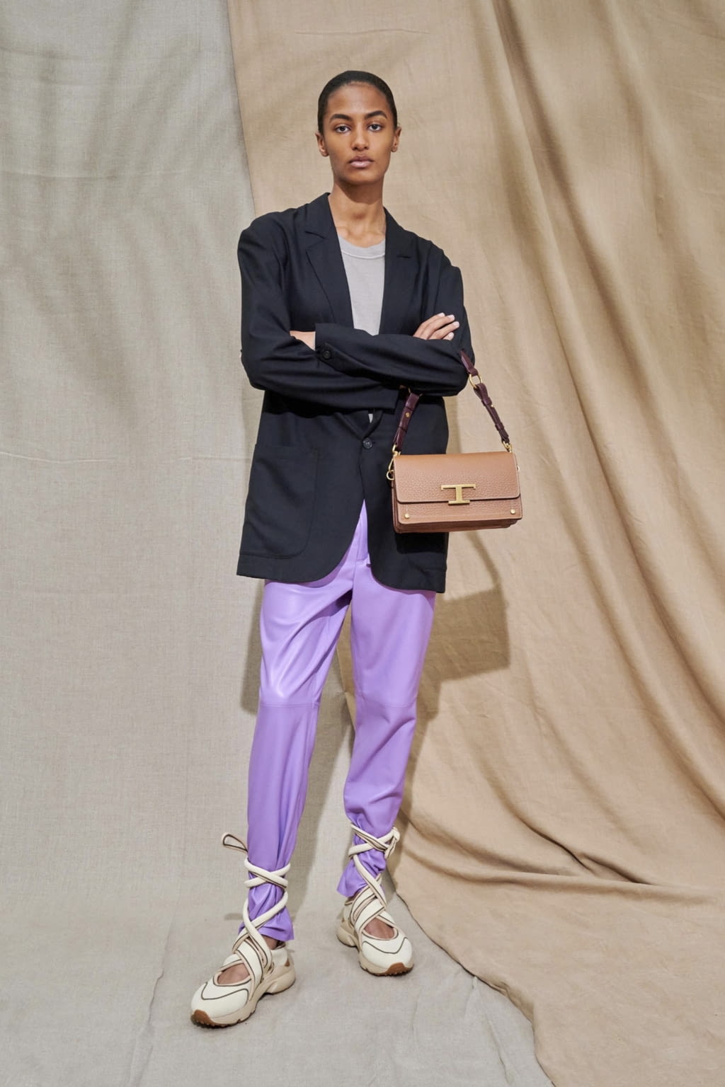 Fashion Week Milan Spring/Summer 2021 look 25 from the Tod's collection 女装
