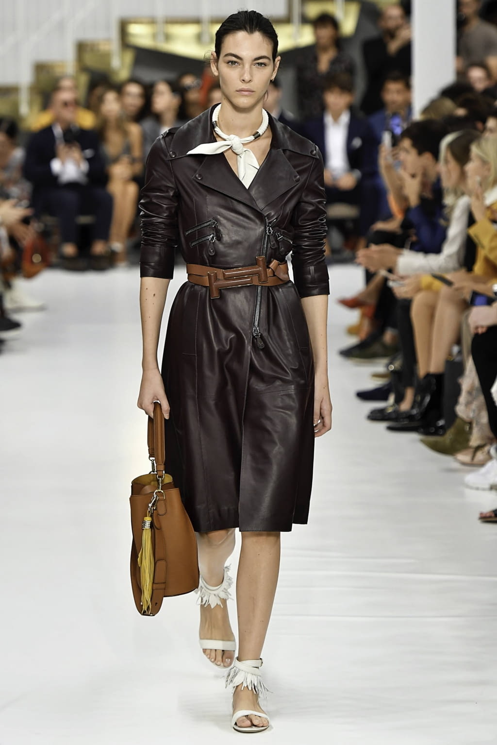 Fashion Week Milan Spring/Summer 2019 look 4 from the Tod's collection 女装
