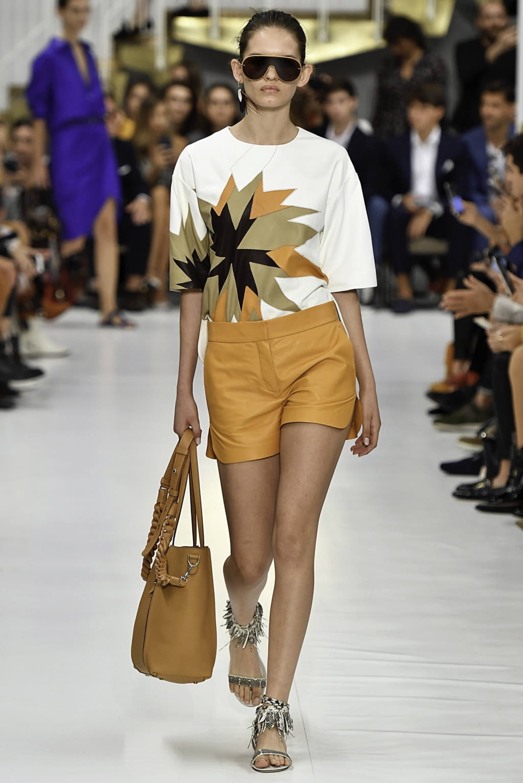 Fashion Week Milan Spring/Summer 2019 look 5 from the Tod's collection womenswear