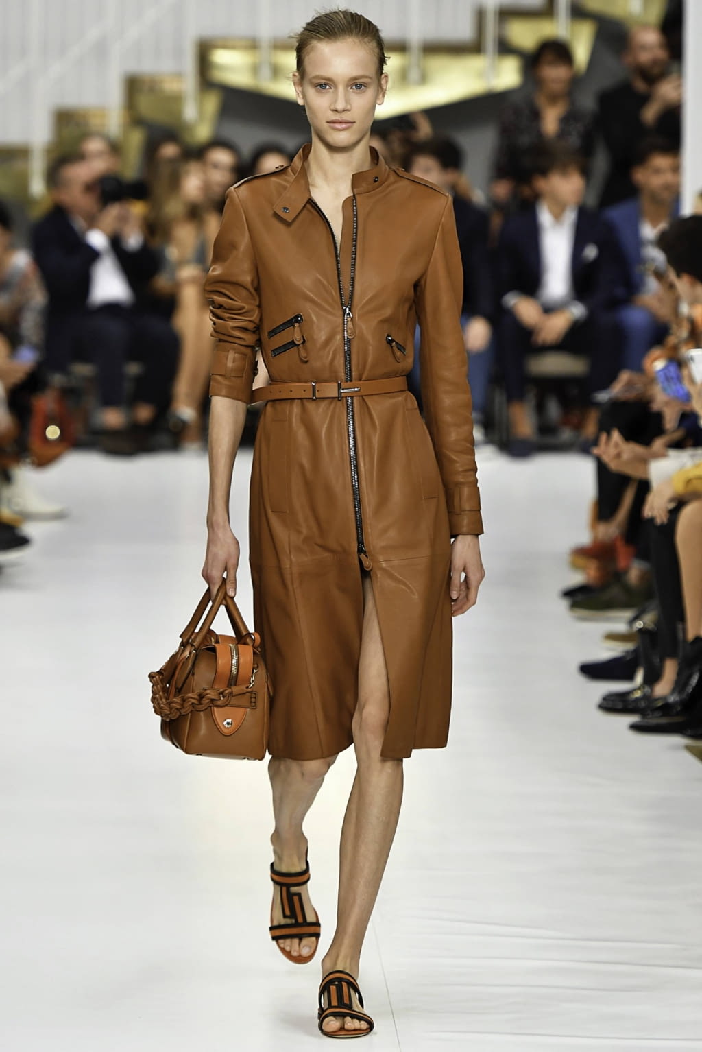 Fashion Week Milan Spring/Summer 2019 look 18 from the Tod's collection 女装