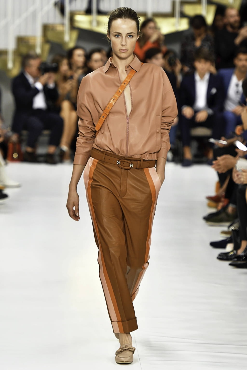 Fashion Week Milan Spring/Summer 2019 look 41 from the Tod's collection 女装