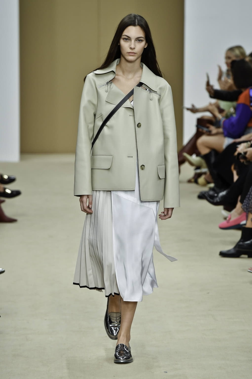 Fashion Week Milan Spring/Summer 2020 look 8 from the Tod's collection womenswear