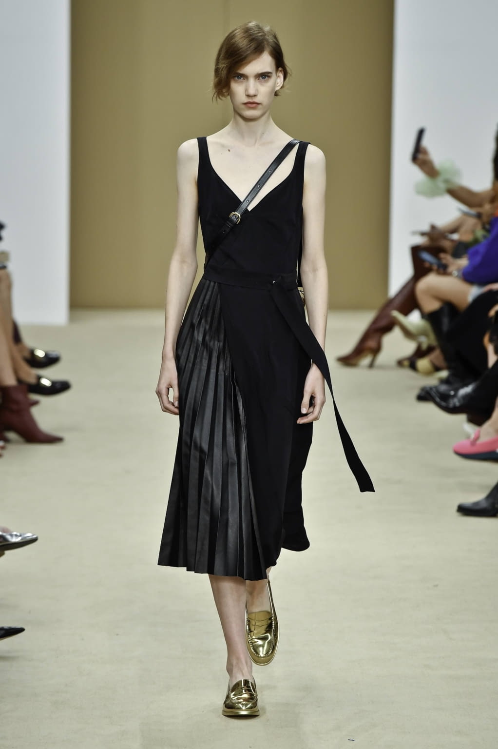 Fashion Week Milan Spring/Summer 2020 look 9 de la collection Tod's womenswear