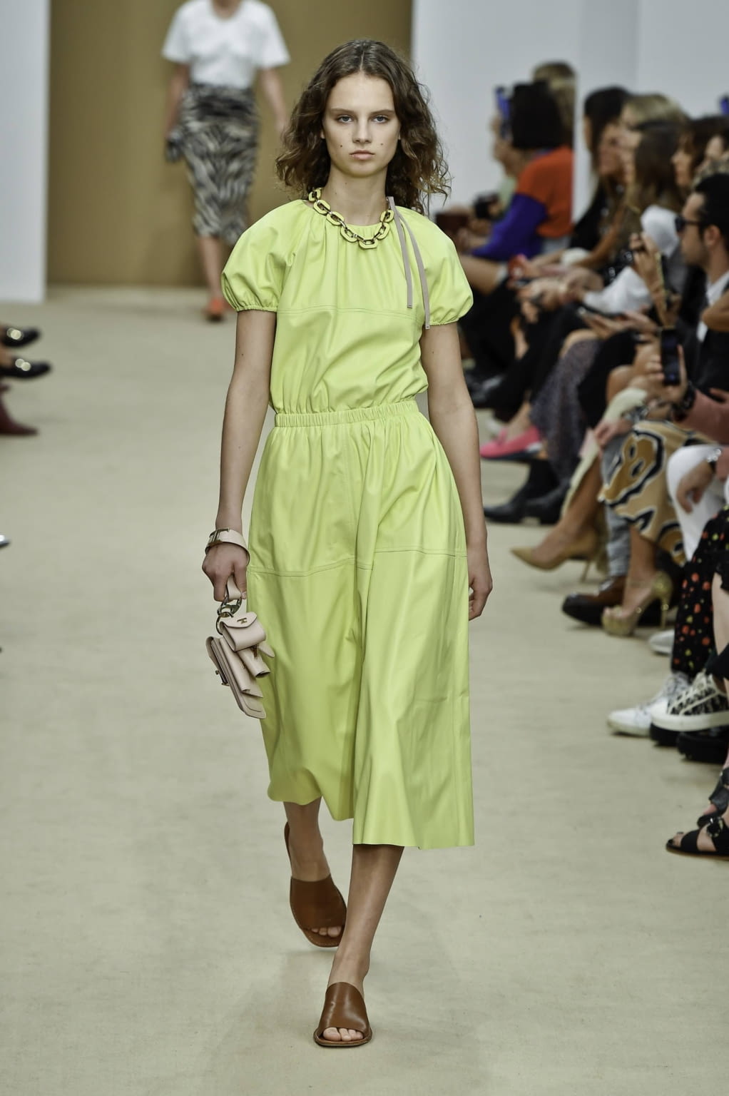 Fashion Week Milan Spring/Summer 2020 look 12 from the Tod's collection womenswear