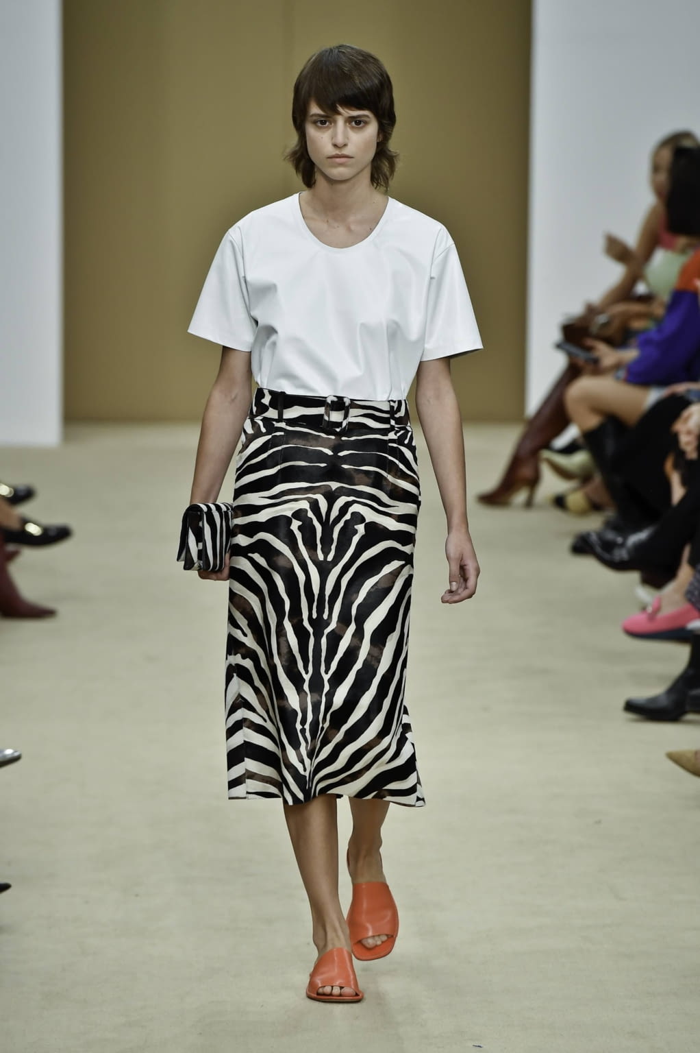 Fashion Week Milan Spring/Summer 2020 look 16 from the Tod's collection 女装