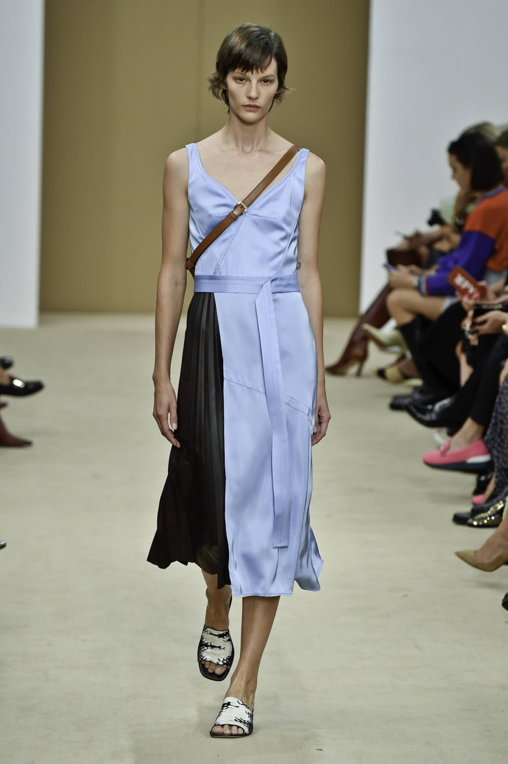 Fashion Week Milan Spring/Summer 2020 look 23 from the Tod's collection womenswear