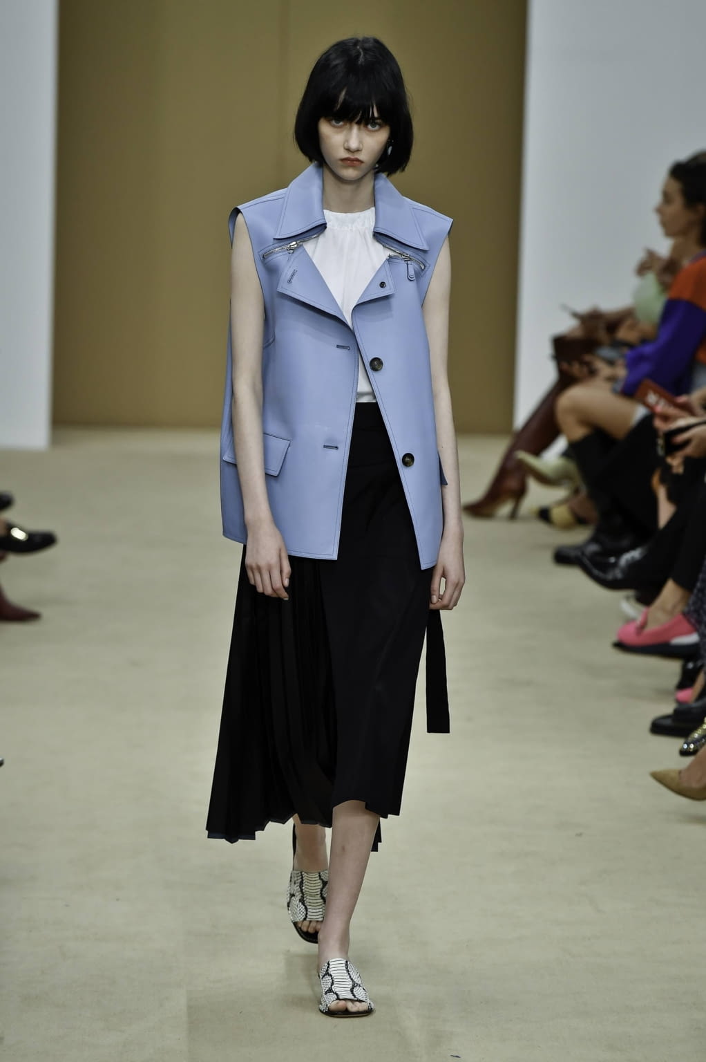 Fashion Week Milan Spring/Summer 2020 look 27 from the Tod's collection womenswear