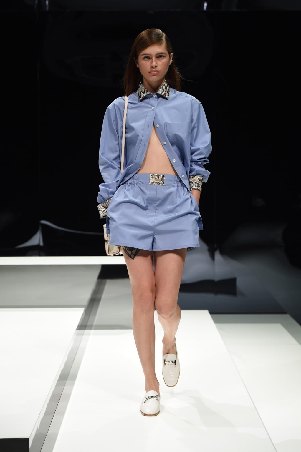 Fashion Week Milan Spring/Summer 2017 look 3 de la collection Tod's womenswear