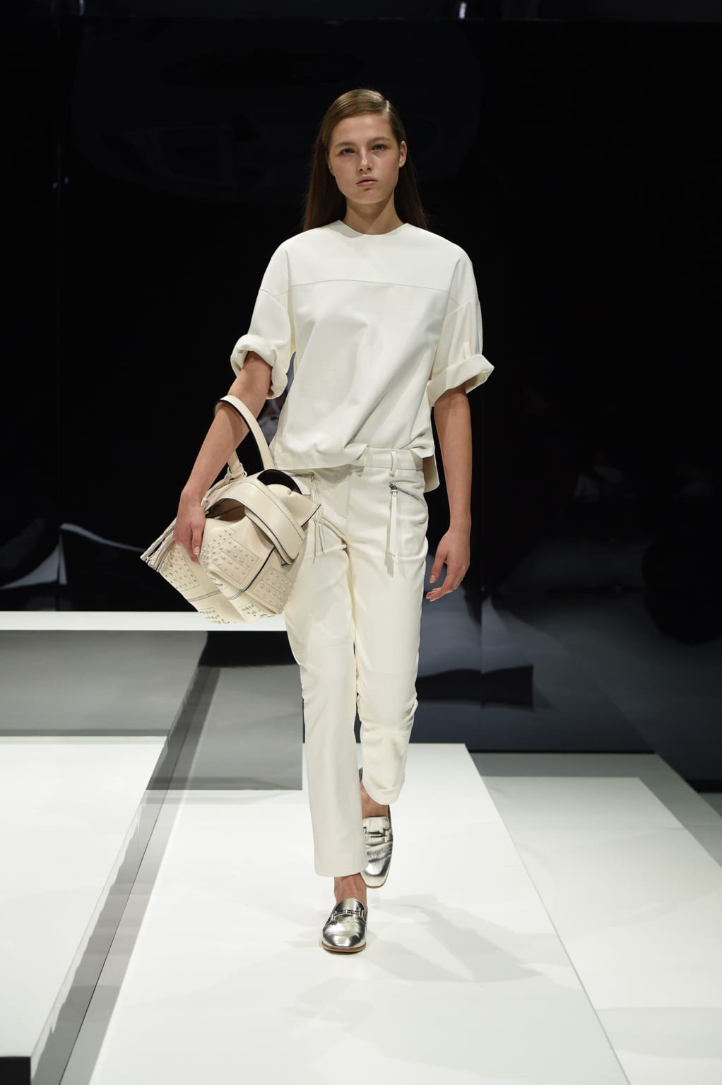 Fashion Week Milan Spring/Summer 2017 look 5 from the Tod's collection womenswear