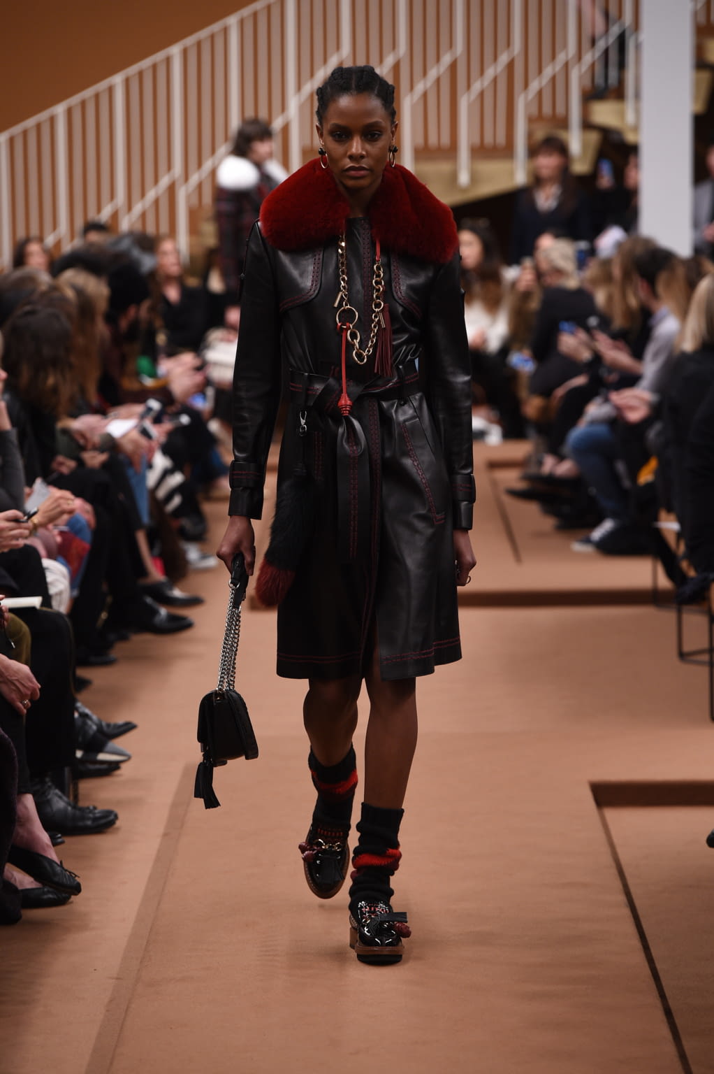 Fashion Week Milan Fall/Winter 2016 look 2 from the Tod's collection womenswear