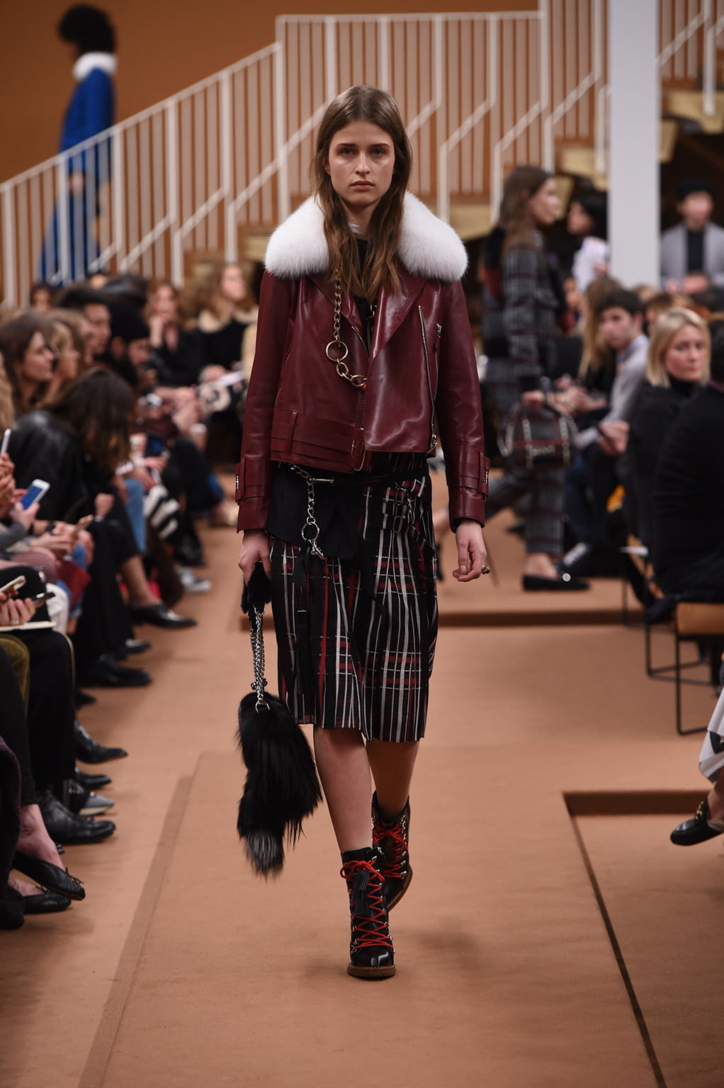 Fashion Week Milan Fall/Winter 2016 look 8 from the Tod's collection womenswear