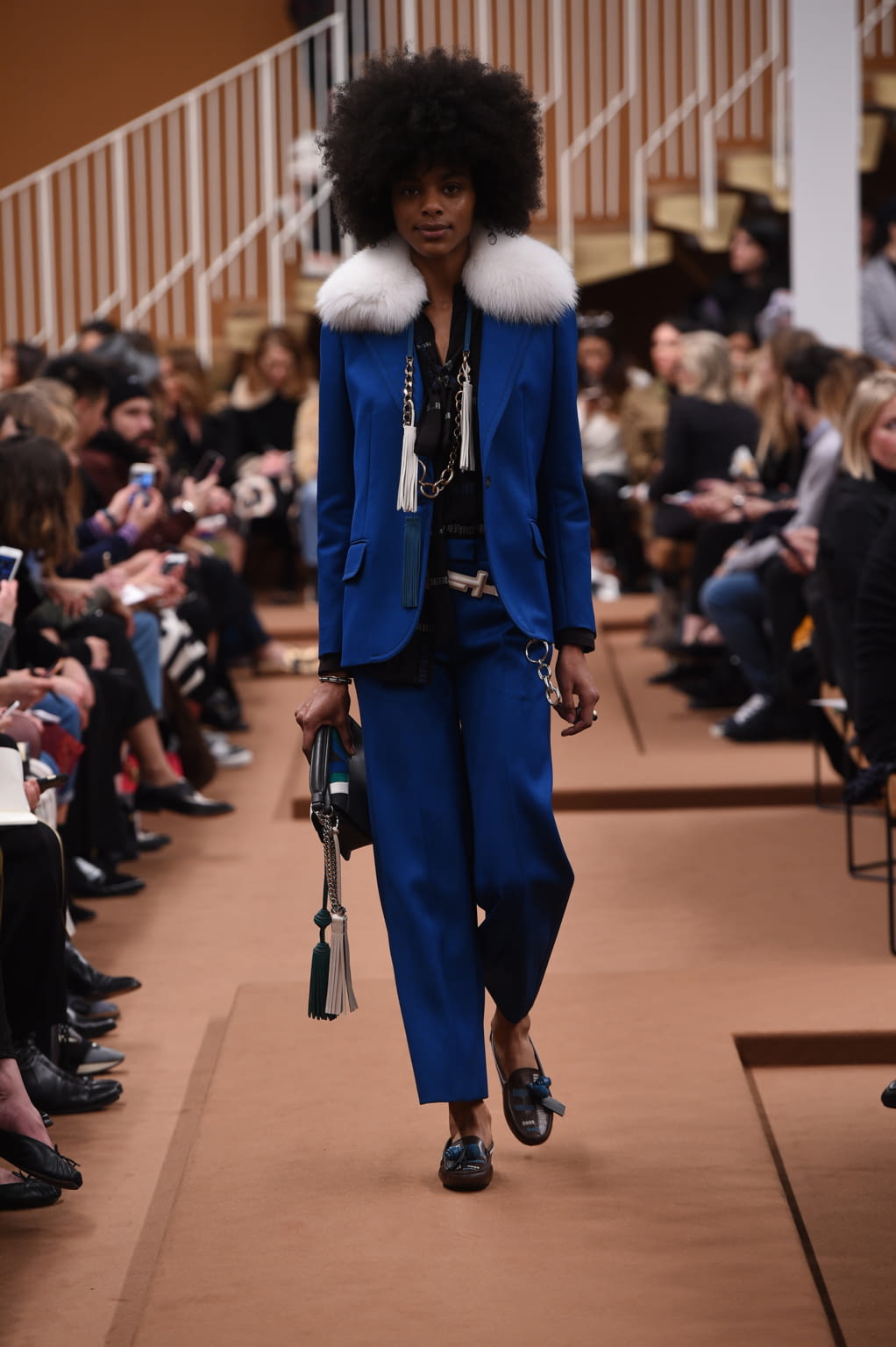Fashion Week Milan Fall/Winter 2016 look 10 from the Tod's collection womenswear