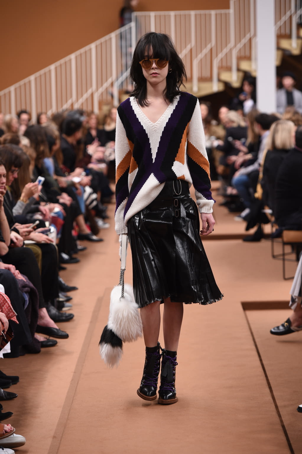 Fashion Week Milan Fall/Winter 2016 look 16 from the Tod's collection womenswear