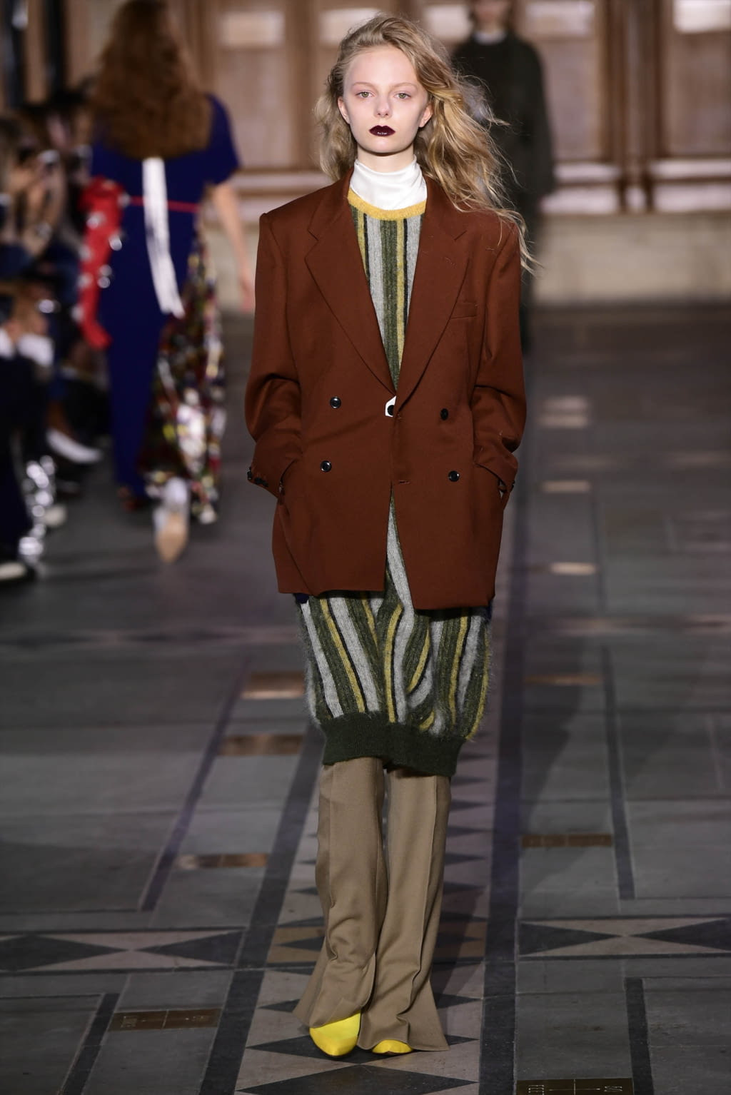 Fashion Week London Fall/Winter 2017 look 19 from the Toga collection 女装
