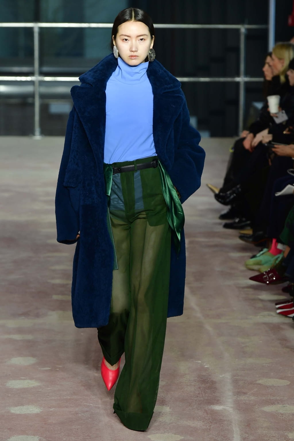 Fashion Week London Fall/Winter 2018 look 31 from the Toga collection womenswear