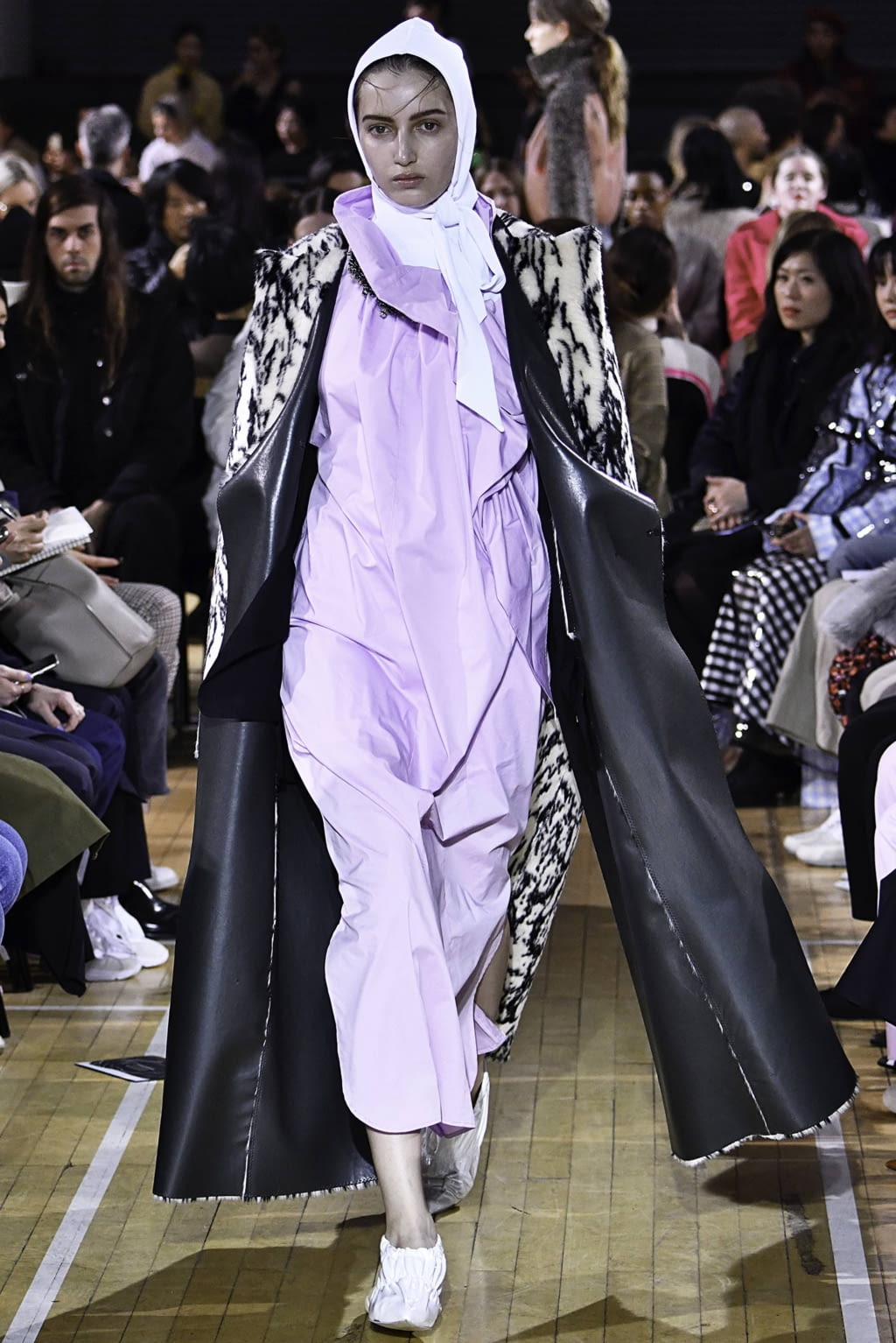 Fashion Week London Fall/Winter 2019 look 19 from the Toga collection 女装