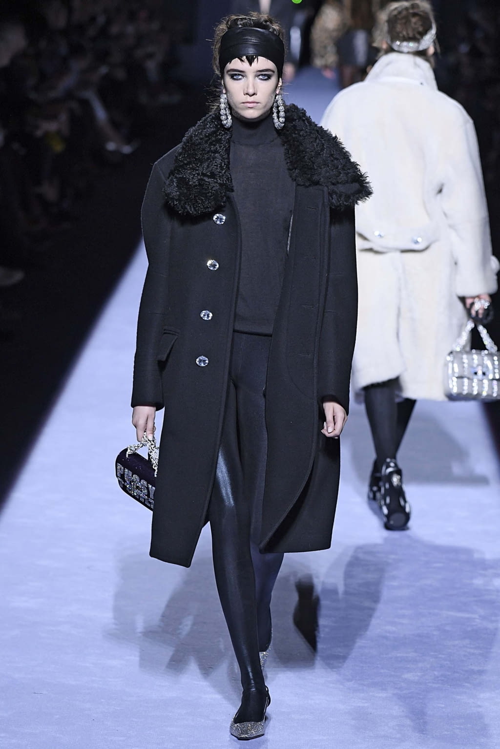 Fashion Week New York Fall/Winter 2018 look 15 from the Tom Ford collection womenswear