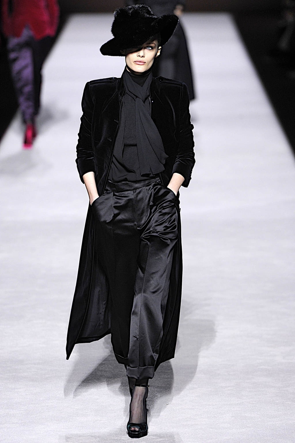 Fashion Week New York Fall/Winter 2019 look 11 from the Tom Ford collection womenswear