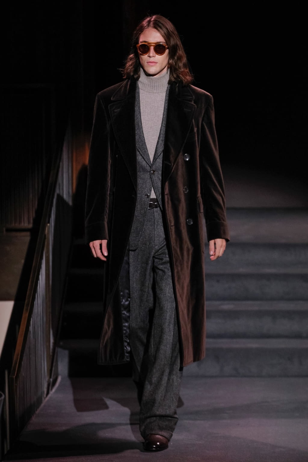 Fashion Week New York Fall/Winter 2016 look 15 from the Tom Ford collection womenswear