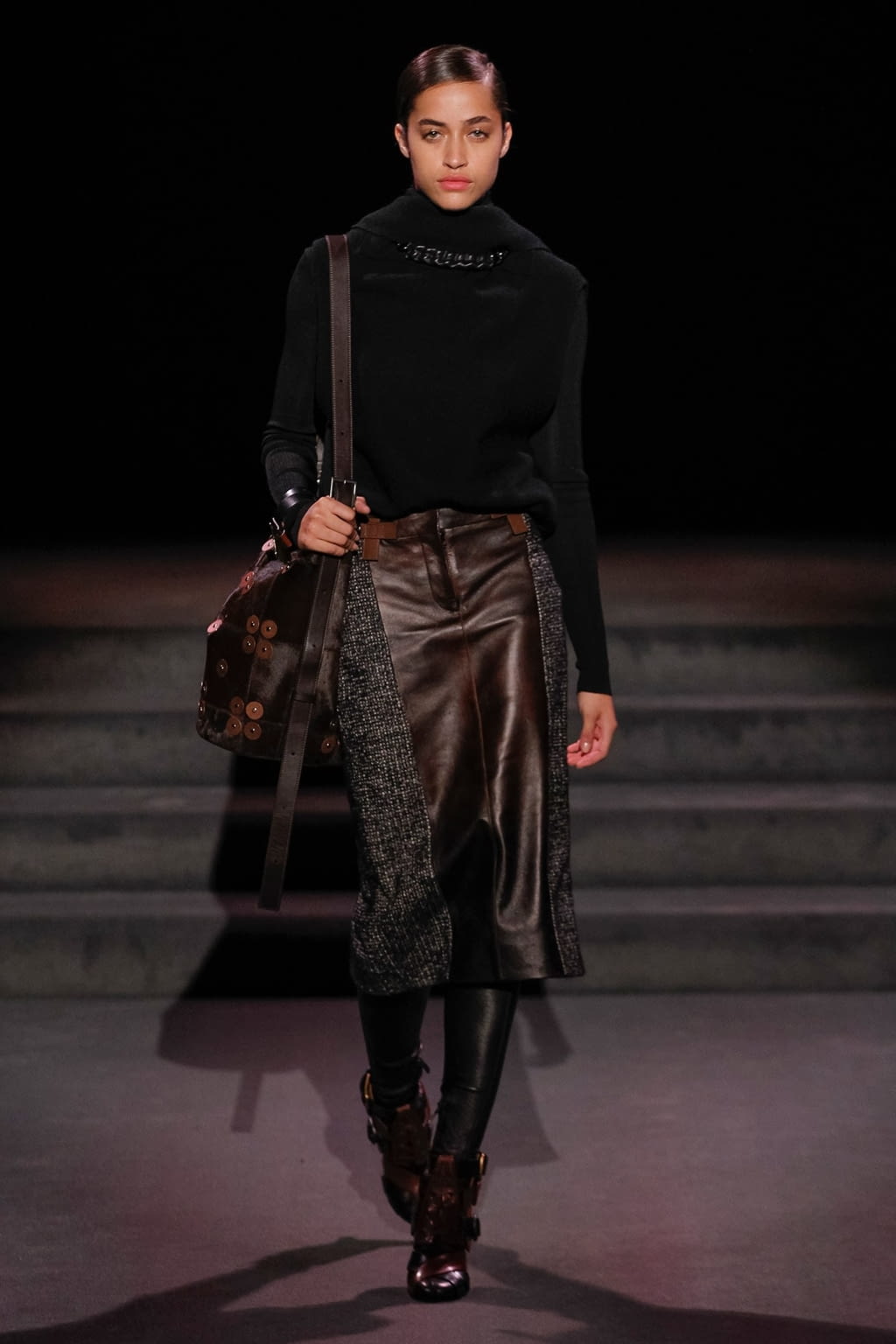 Fashion Week New York Fall/Winter 2016 look 18 from the Tom Ford collection womenswear