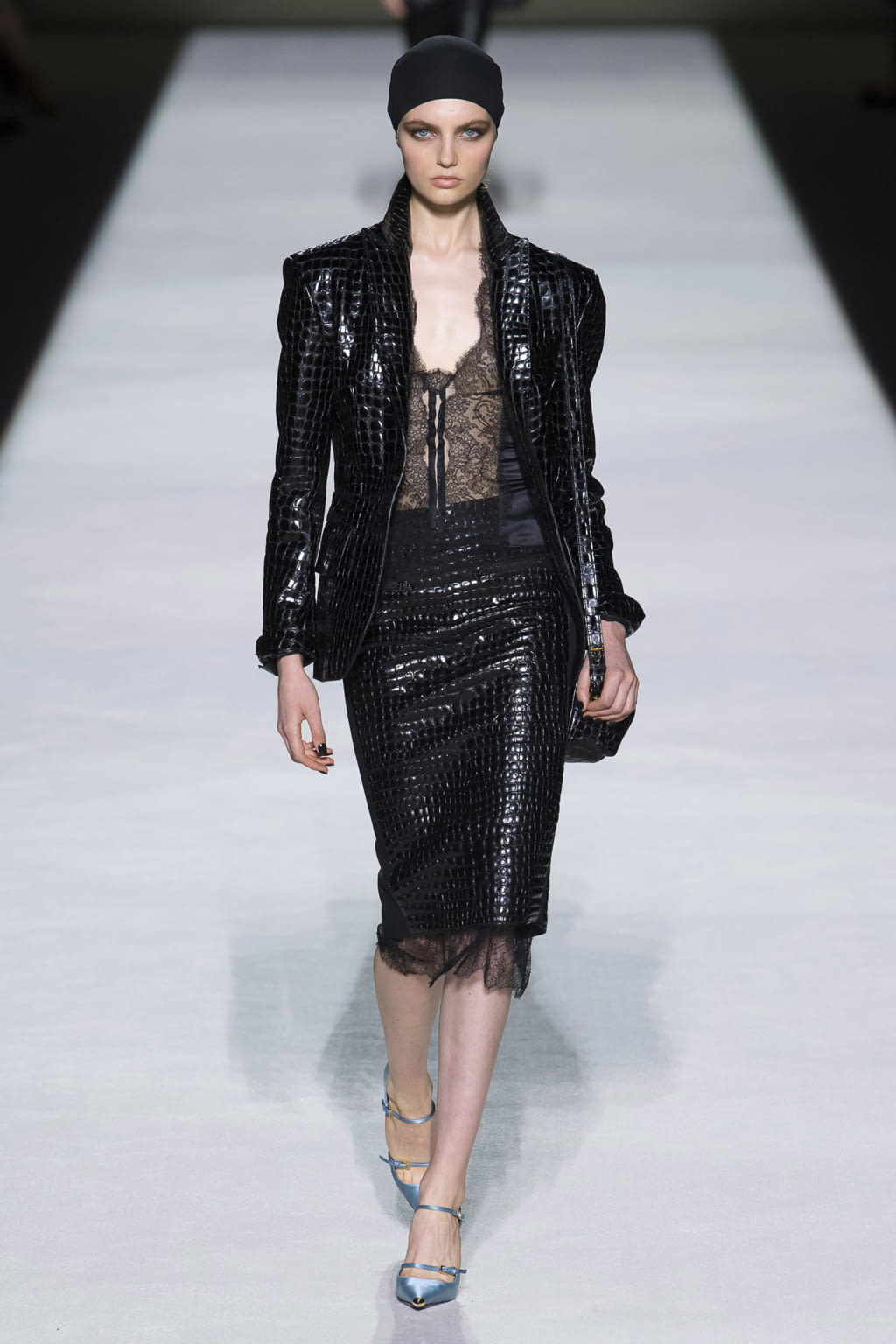 Fashion Week New York Spring/Summer 2019 look 1 from the Tom Ford collection womenswear