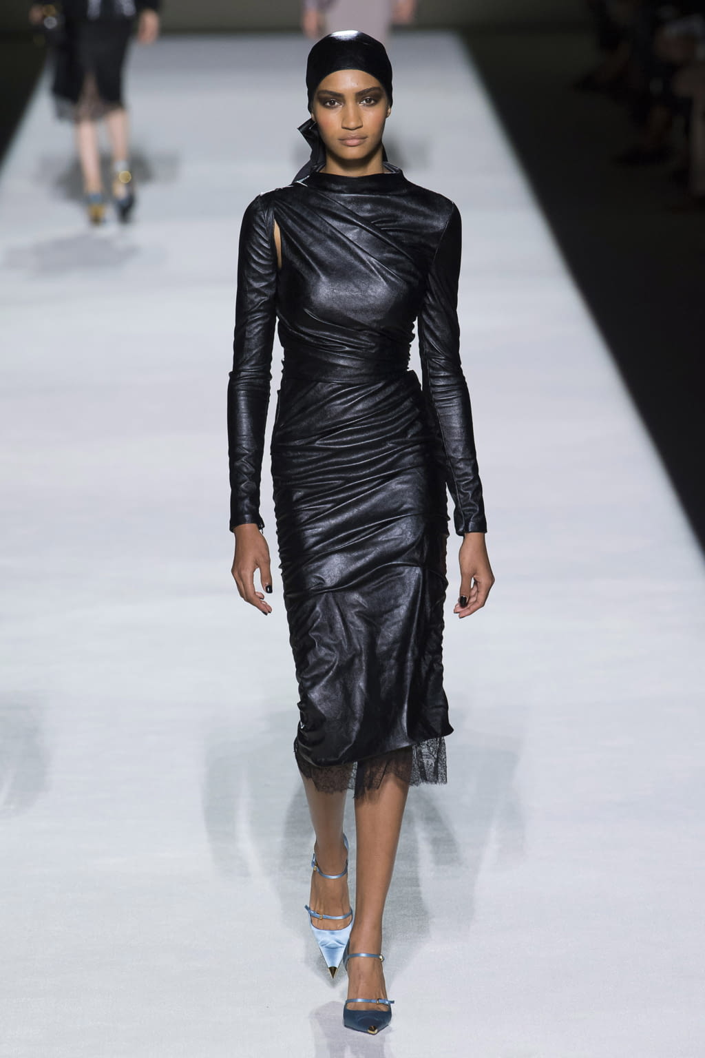 Fashion Week New York Spring/Summer 2019 look 3 from the Tom Ford collection womenswear