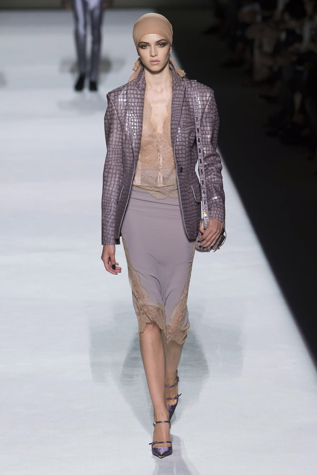 Fashion Week New York Spring/Summer 2019 look 4 from the Tom Ford collection womenswear