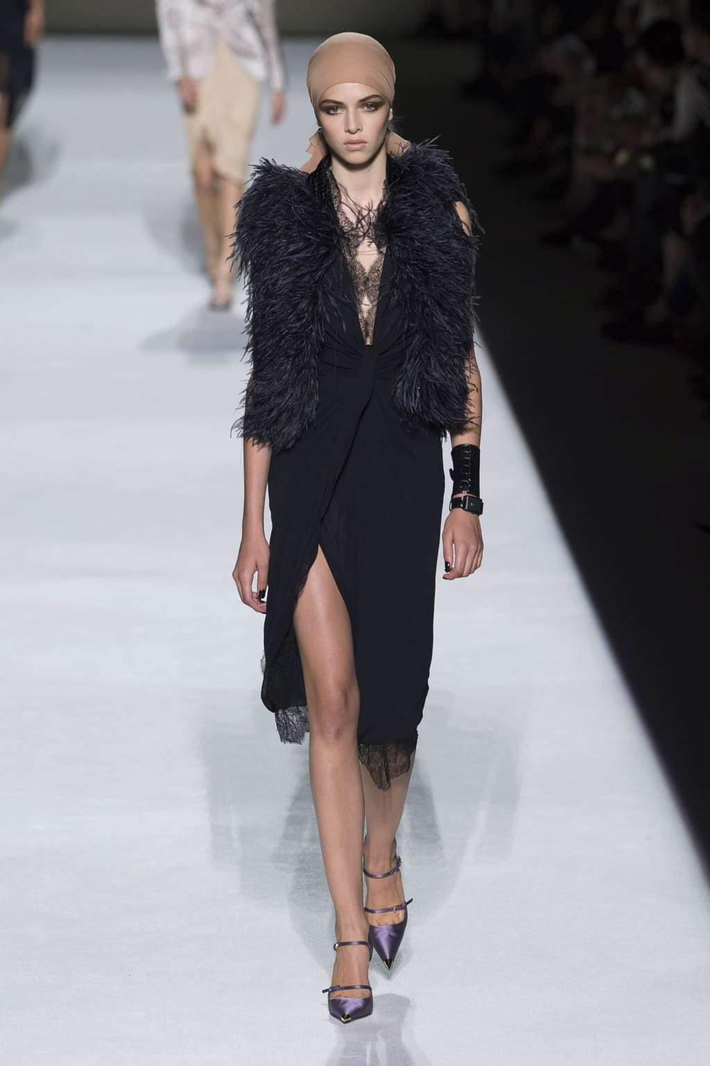 Fashion Week New York Spring/Summer 2019 look 35 from the Tom Ford collection womenswear