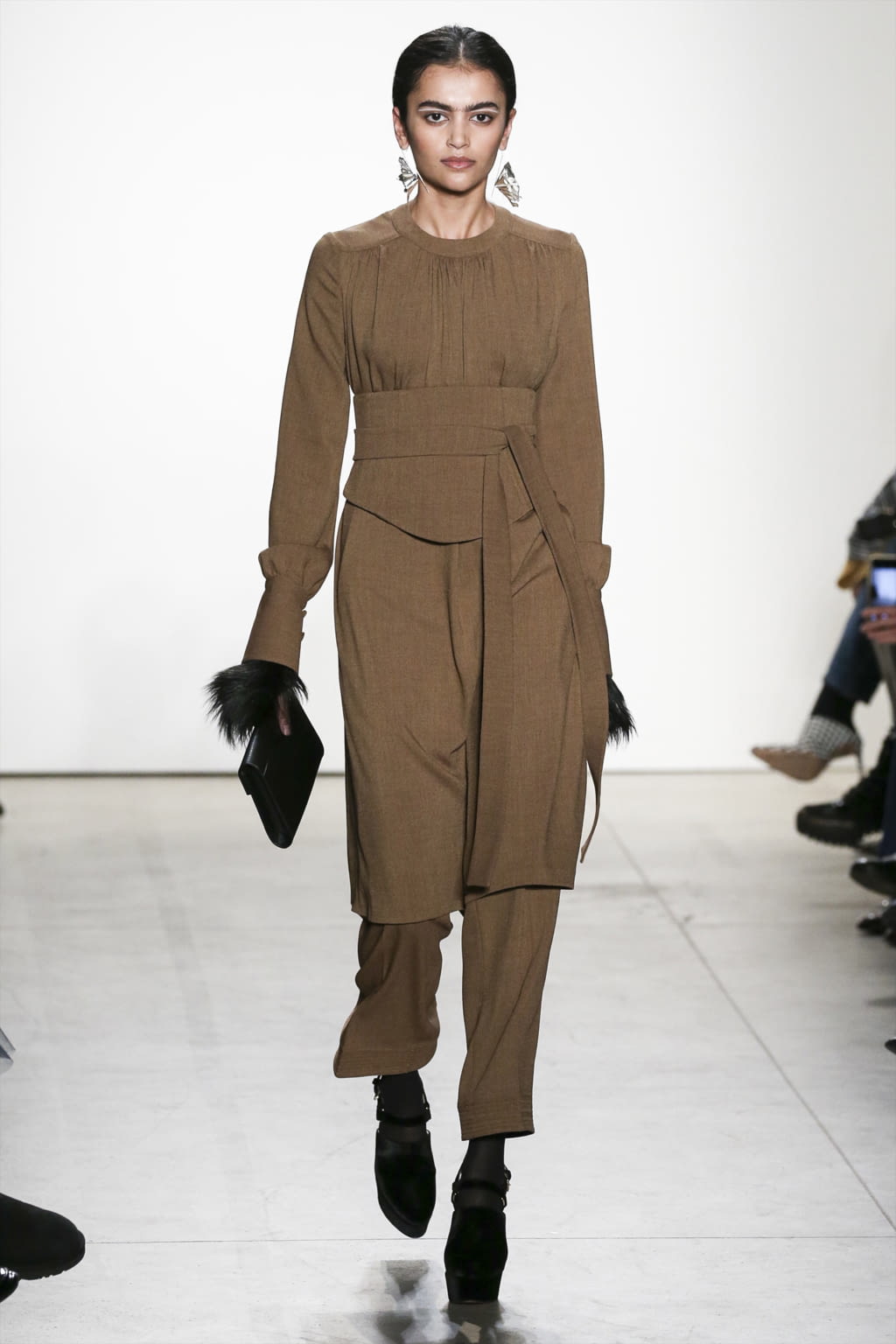 Fashion Week New York Fall/Winter 2017 look 16 from the Tome collection womenswear