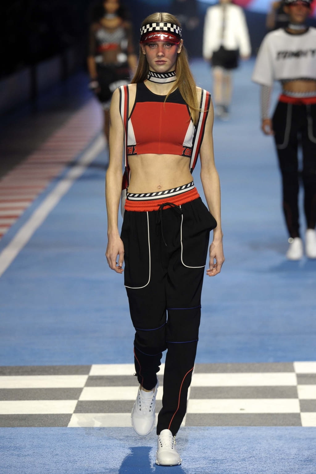 Fashion Week Milan Spring/Summer 2018 look 19 from the Tommy Hilfiger collection womenswear