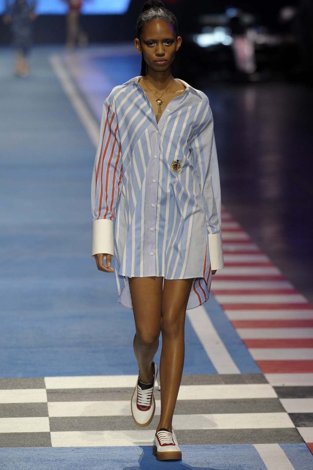 Fashion Week Milan Spring/Summer 2018 look 35 from the Tommy Hilfiger collection womenswear