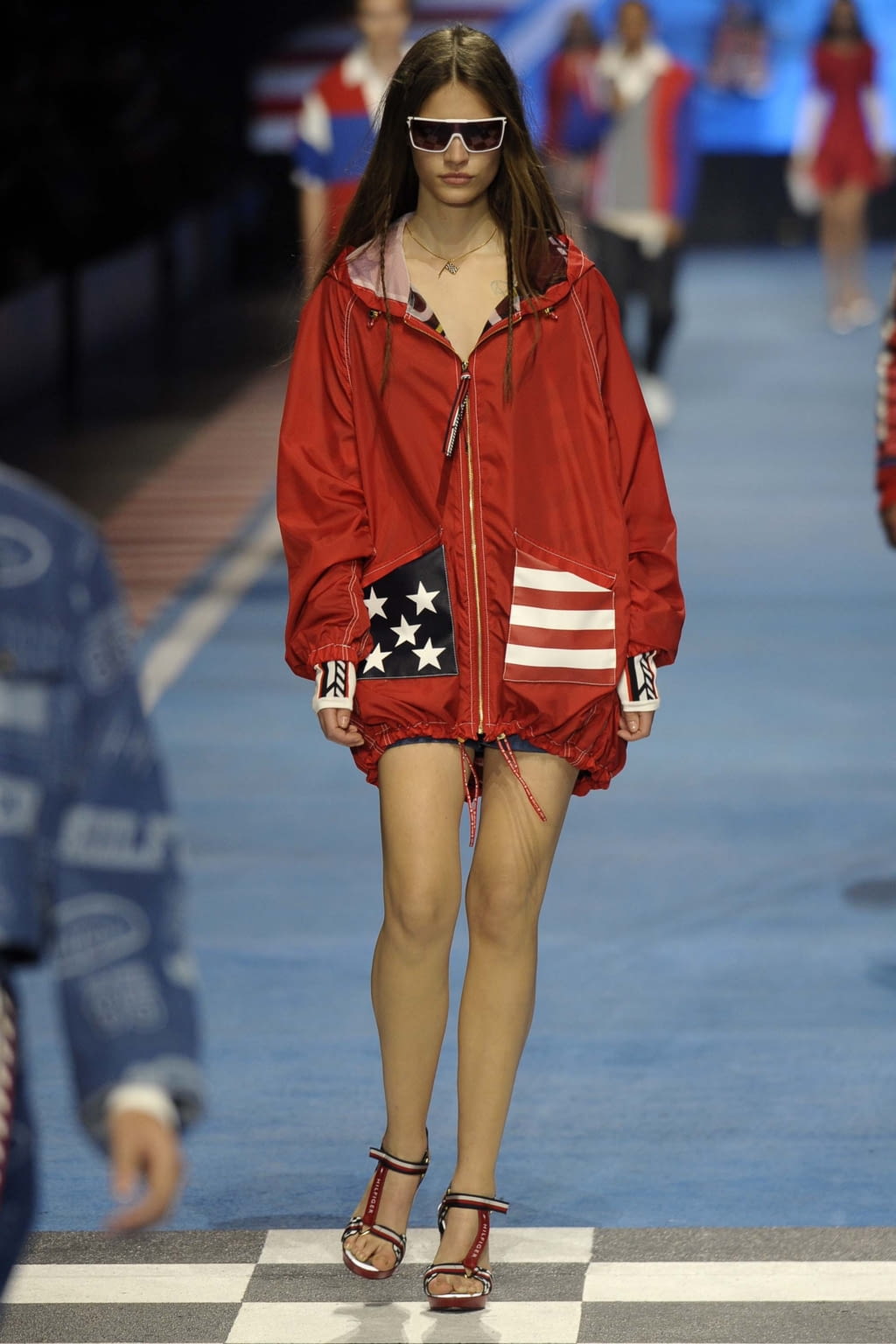 Fashion Week Milan Spring/Summer 2018 look 40 from the Tommy Hilfiger collection 女装
