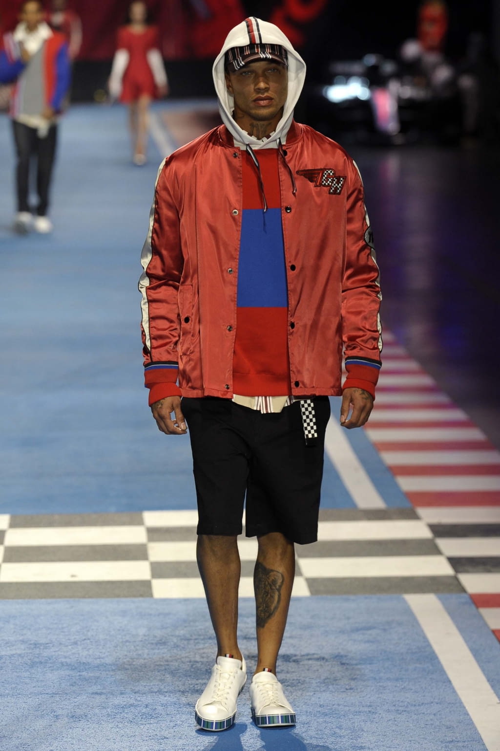 Fashion Week Milan Spring/Summer 2018 look 41 from the Tommy Hilfiger collection 女装