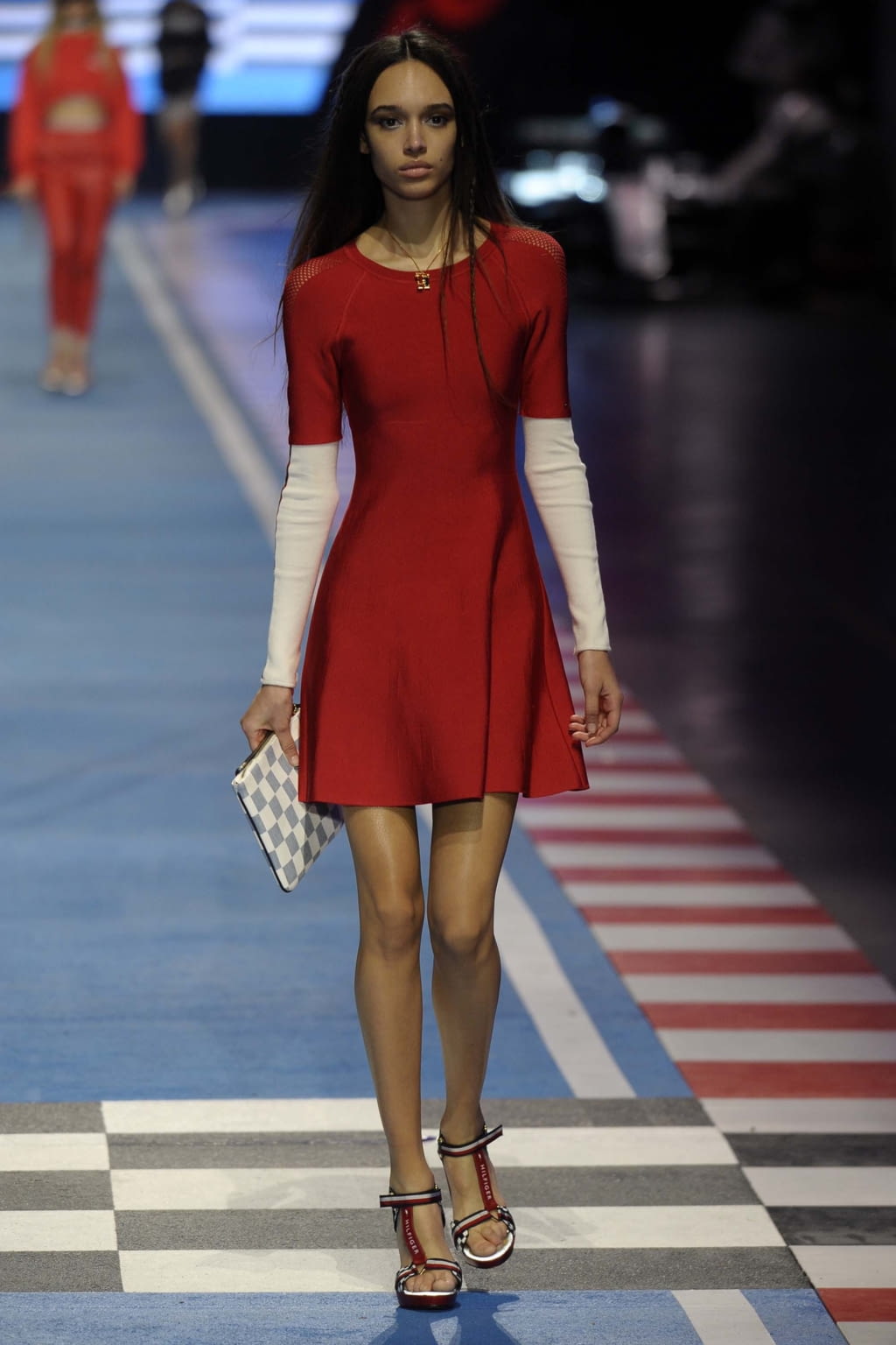 Fashion Week Milan Spring/Summer 2018 look 44 from the Tommy Hilfiger collection 女装