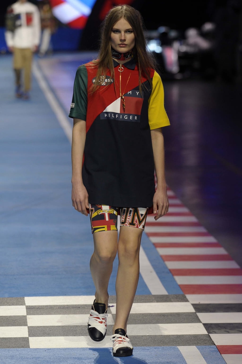 Fashion Week Milan Spring/Summer 2018 look 53 from the Tommy Hilfiger collection womenswear
