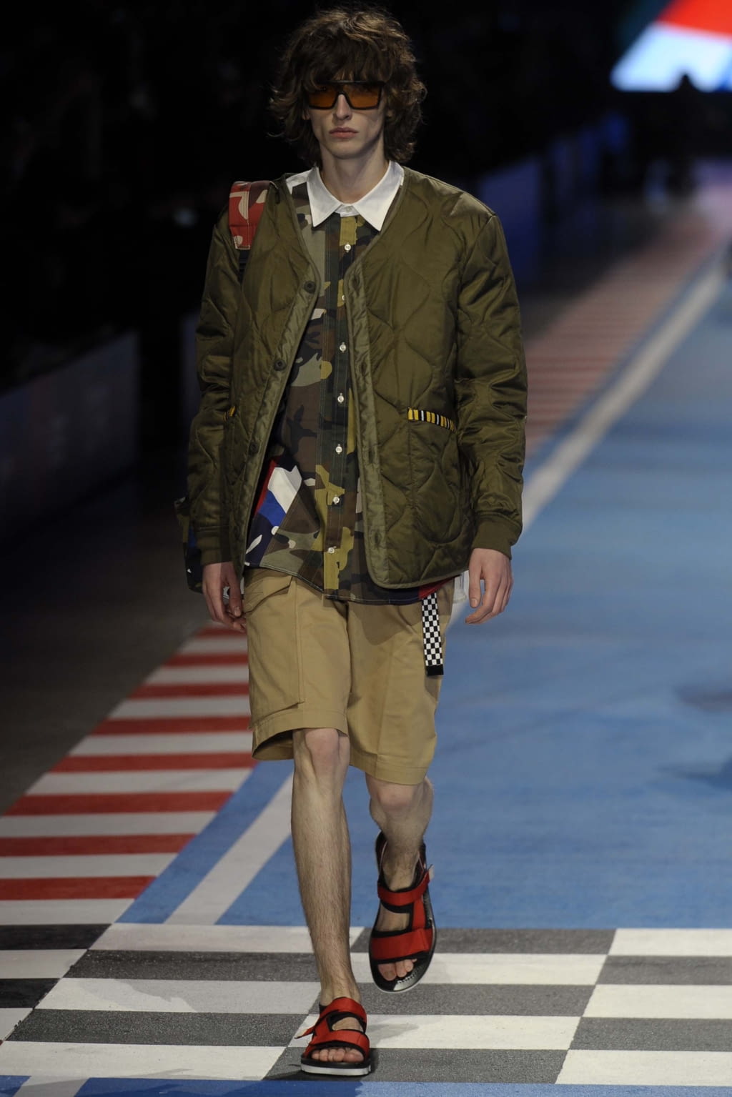 Fashion Week Milan Spring/Summer 2018 look 57 from the Tommy Hilfiger collection 女装