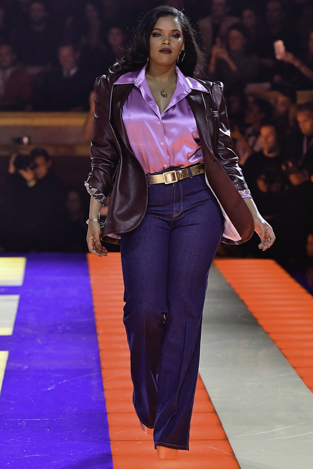 Fashion Week Paris Spring/Summer 2019 look 21 from the Tommy Hilfiger collection 女装