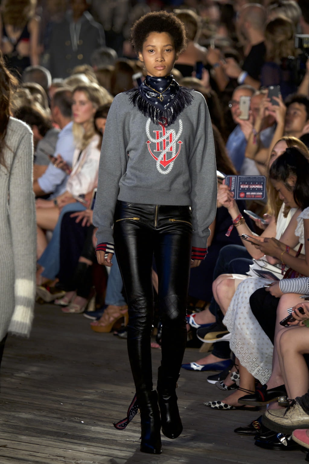 Fashion Week New York Fall/Winter 2016 look 15 from the Tommy Hilfiger x Gigi Hadid collection womenswear