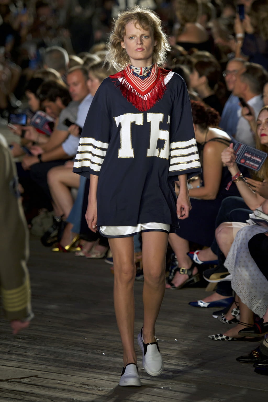 Fashion Week New York Fall/Winter 2016 look 21 from the Tommy Hilfiger x Gigi Hadid collection womenswear