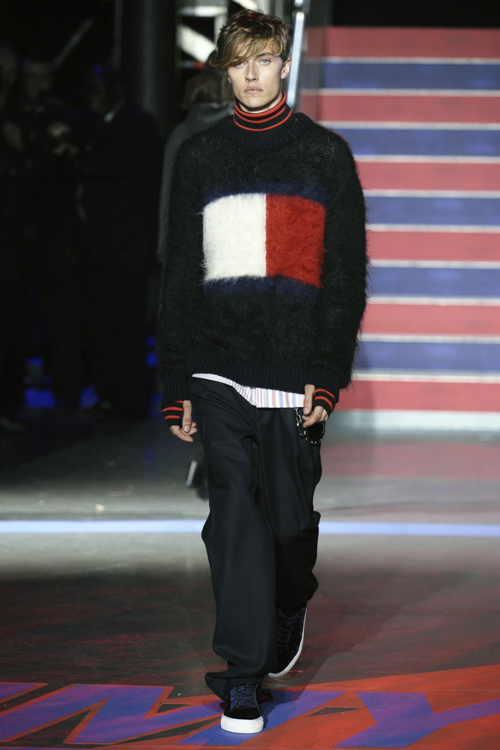 Fashion Week London Fall/Winter 2017 look 6 from the Tommy Hilfiger collection womenswear