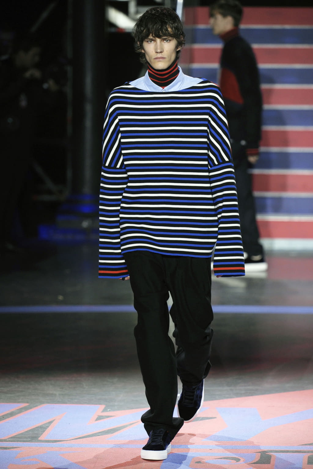 Fashion Week London Fall/Winter 2017 look 8 from the Tommy Hilfiger collection womenswear