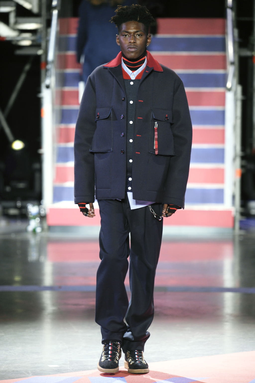 Fashion Week London Fall/Winter 2017 look 13 from the Tommy Hilfiger collection womenswear