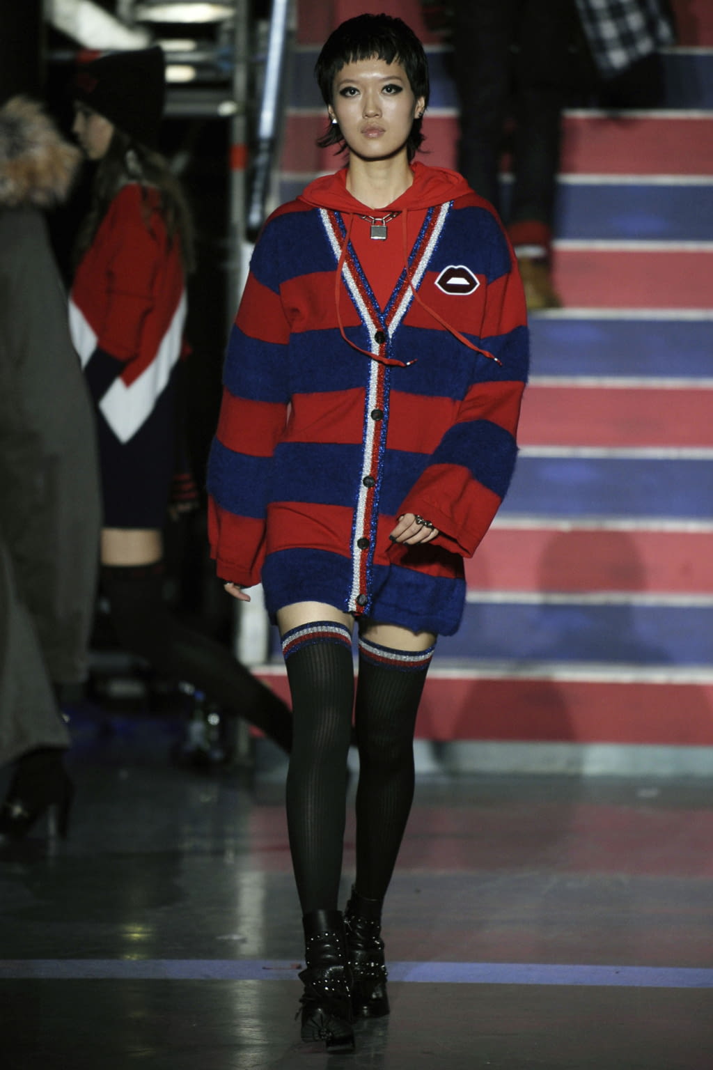 Fashion Week London Fall/Winter 2017 look 32 from the Tommy Hilfiger collection womenswear