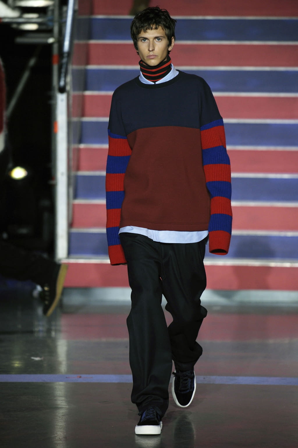 Fashion Week London Fall/Winter 2017 look 33 from the Tommy Hilfiger collection womenswear