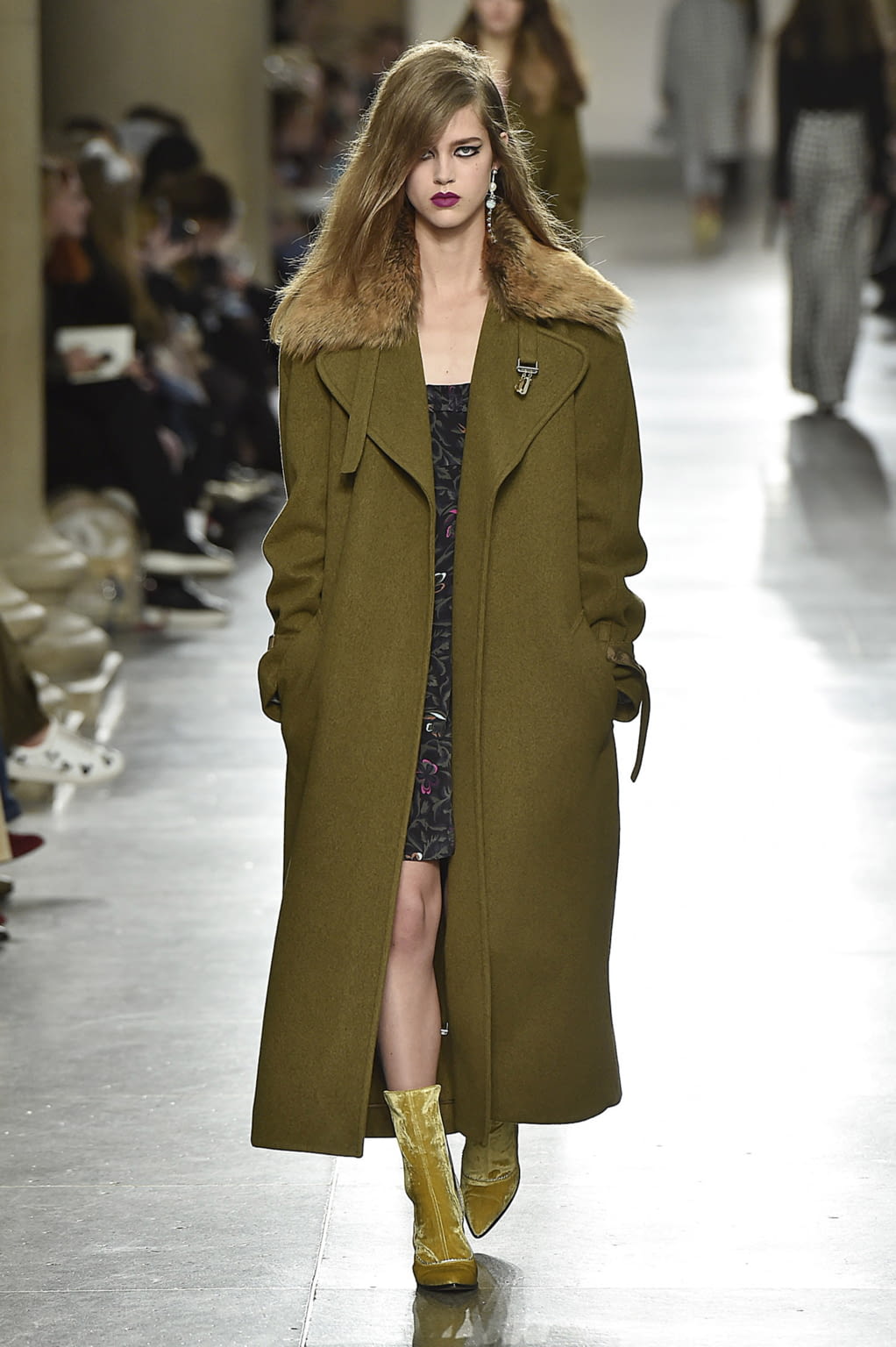 Fashion Week London Fall/Winter 2016 look 11 from the Topshop collection womenswear