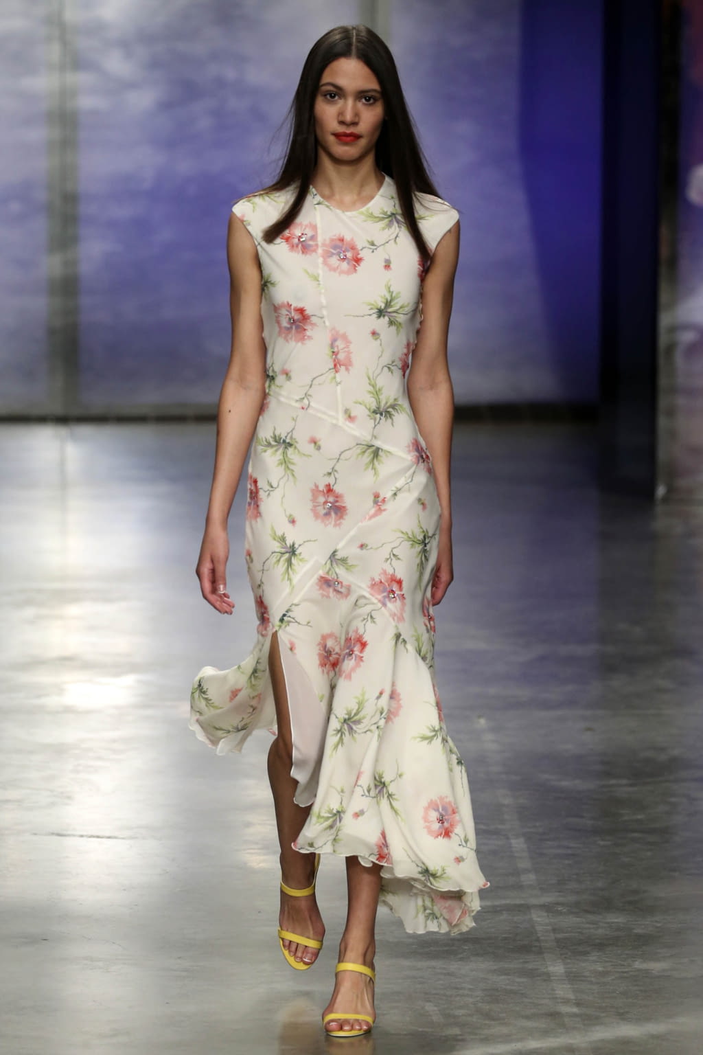 Fashion Week London Fall/Winter 2017 look 79 from the Topshop collection womenswear