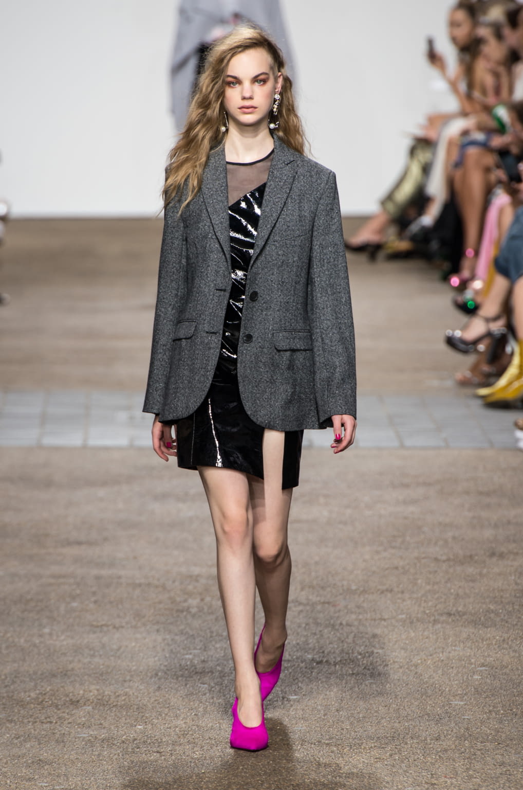 Fashion Week London Spring/Summer 2017 look 15 from the Topshop collection womenswear