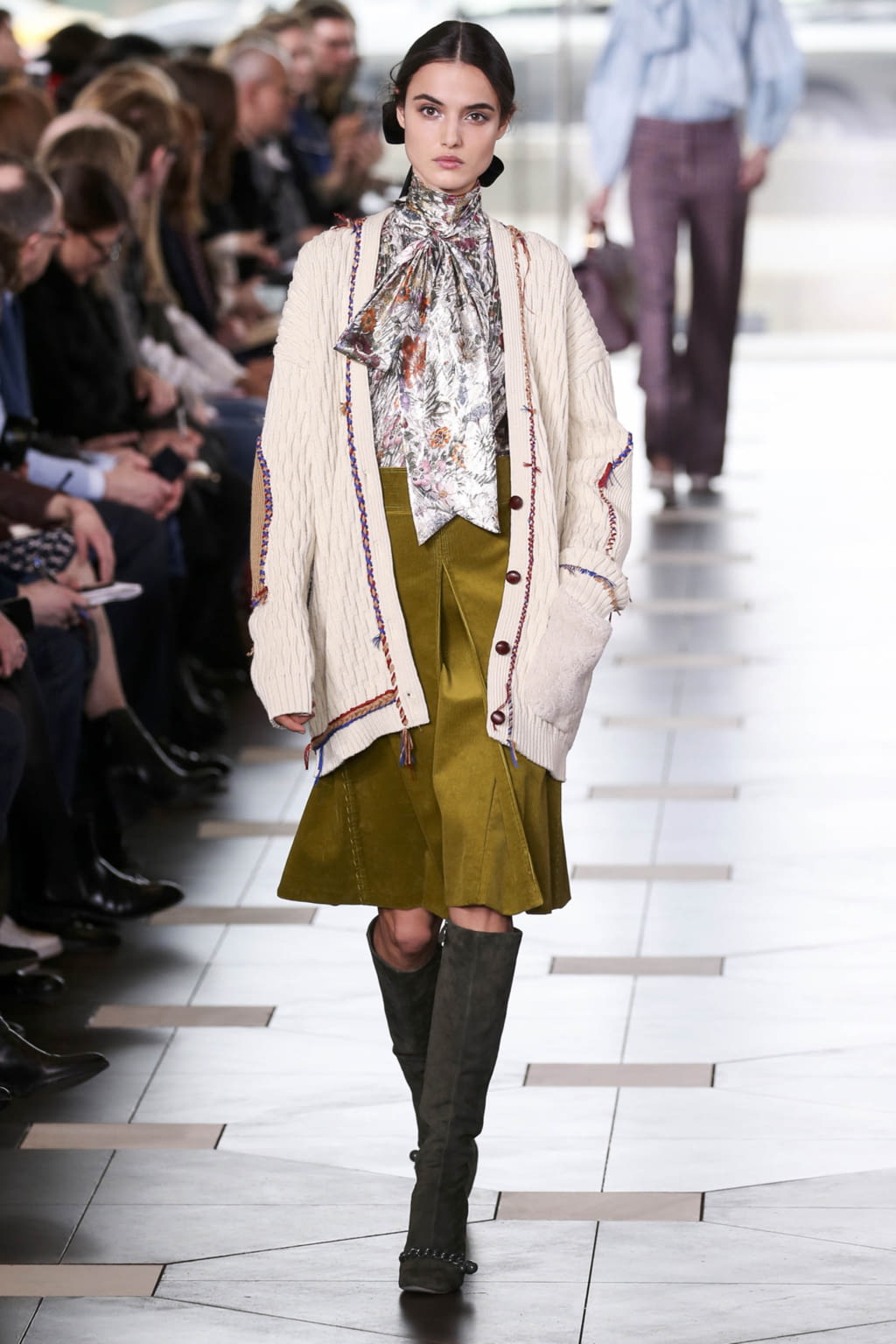 Fashion Week New York Fall/Winter 2017 look 15 from the Tory Burch collection womenswear