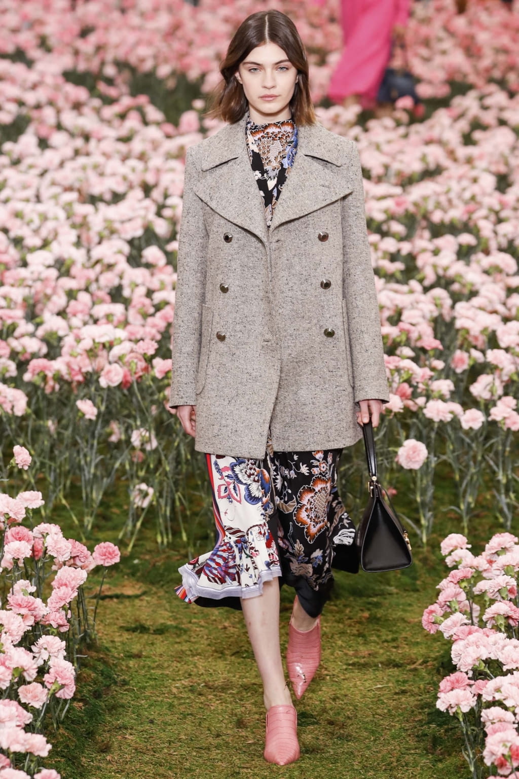 Fashion Week New York Fall/Winter 2018 look 14 from the Tory Burch collection 女装